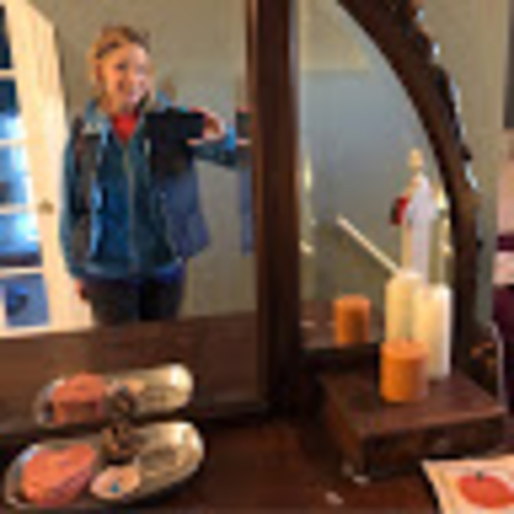 Meet your Posher, Cindy